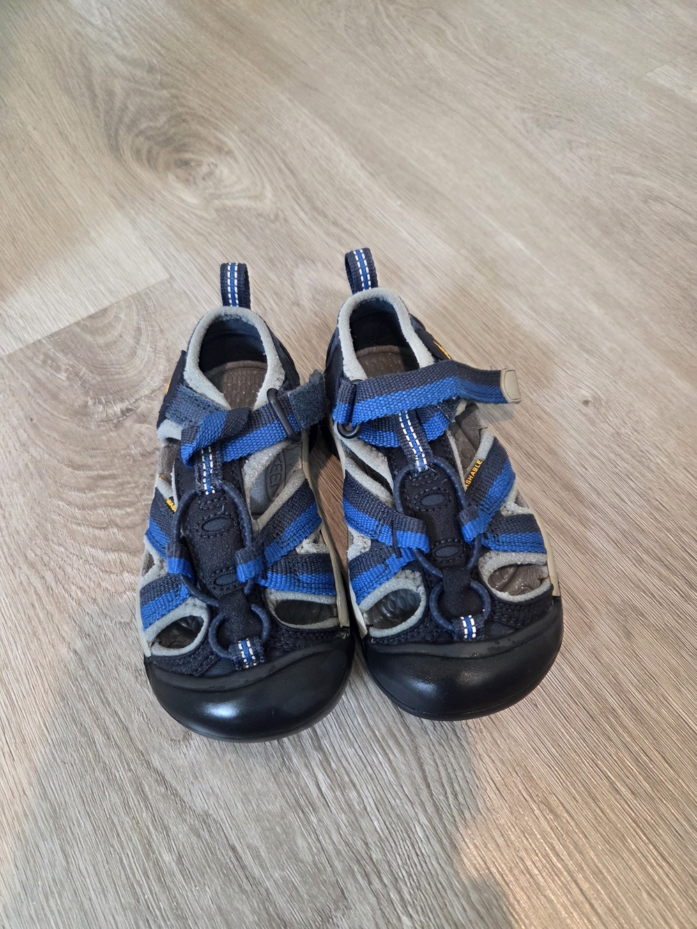Toddler KEEN Sandals size 10